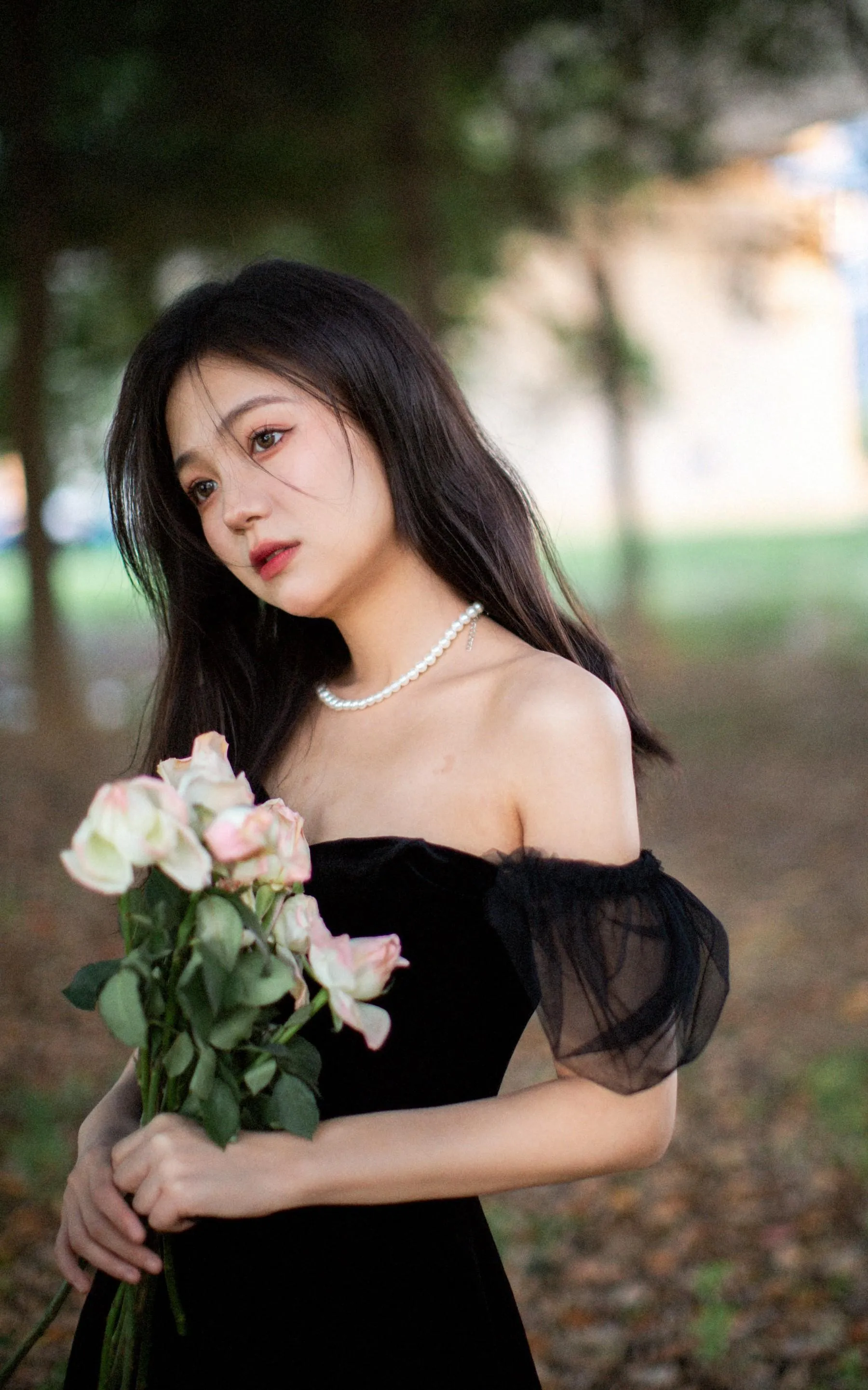 [YITUYU艺图语]2022.07.14 少女与花 夏芸是只小考拉 [25P]插图8